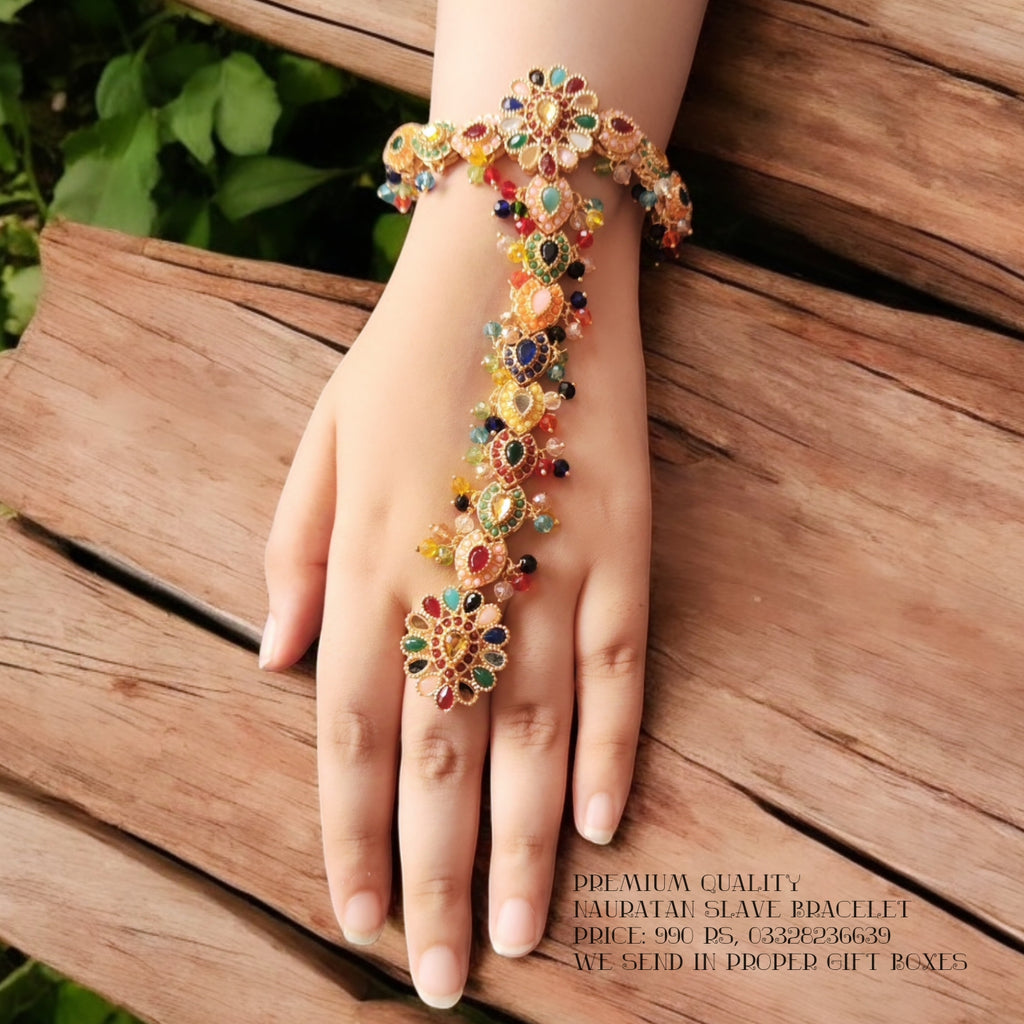 Beautiful adjustable Hand Cuff