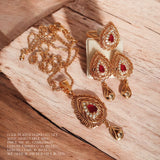 Gold plated gorgeous Pendant set