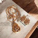 Gold plated gorgeous pendant set