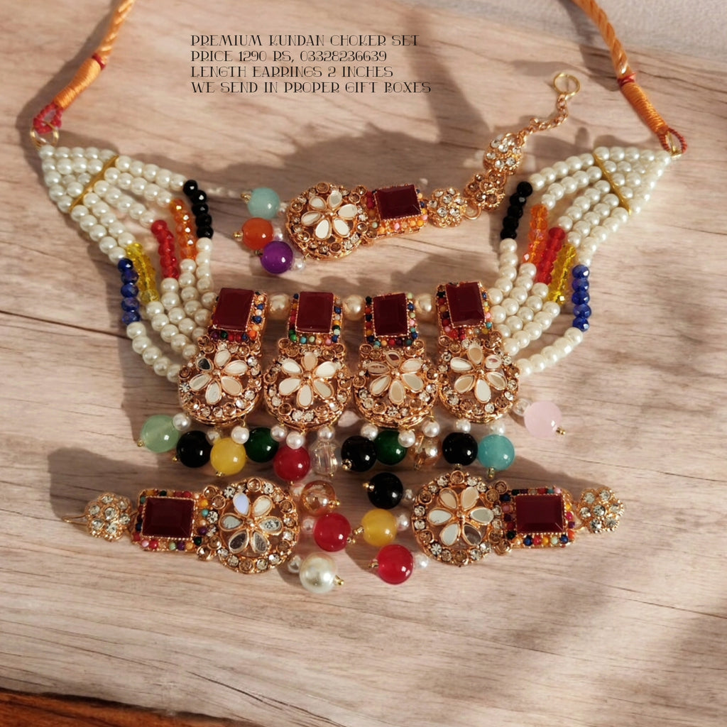 Beautiful adjustable Choker set