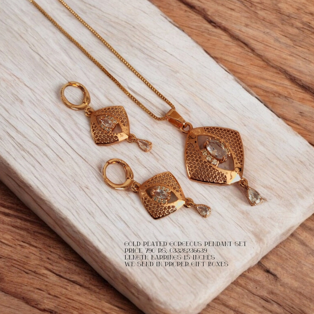 Gold plated Pendant set with gold plated chain