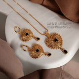 Gold plated gorgeous pendant set