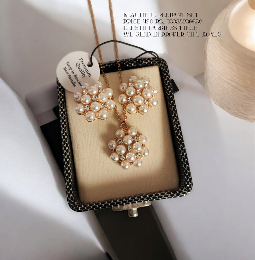 Beautiful Pendant set