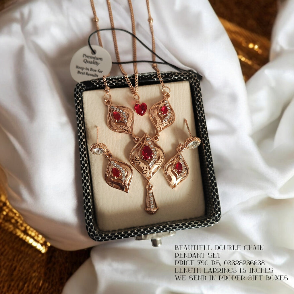 Beautiful double chain Pendant set