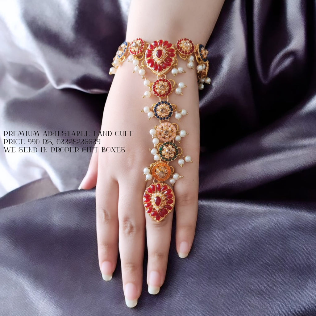 Beautiful adjustable Hand Cuff