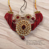 Gorgeous choker set