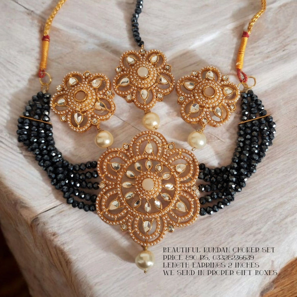 Beautiful Choker set