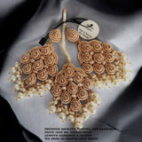 Gorgeous Bindiya and Earrings