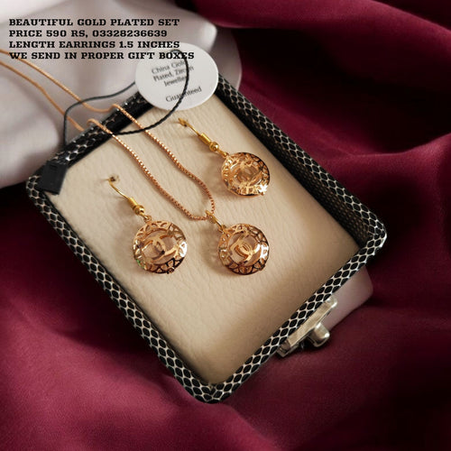 Beautiful Gold Plated Locket set