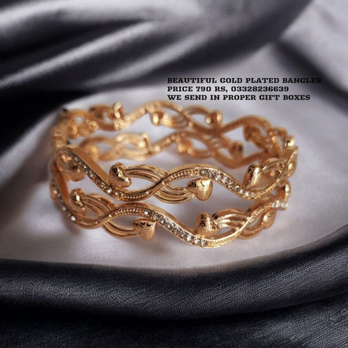 China Gold plated beautiful Kara set