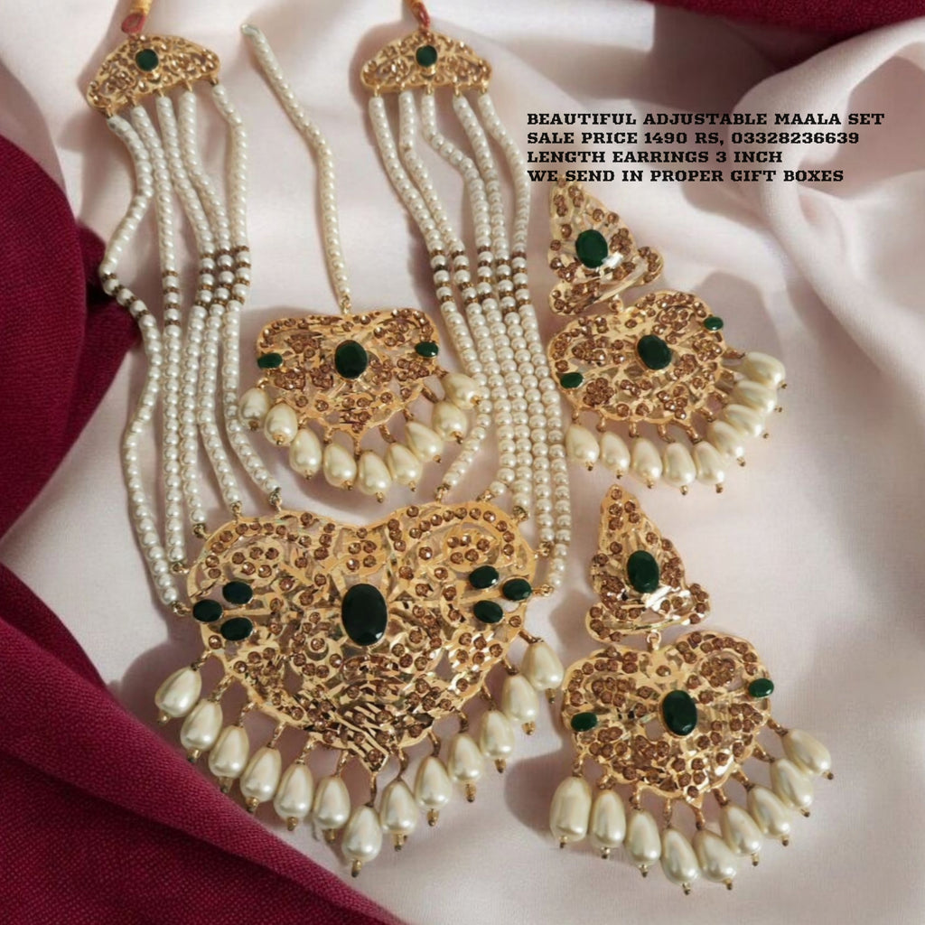 Beautiful lightweight Short Maala set