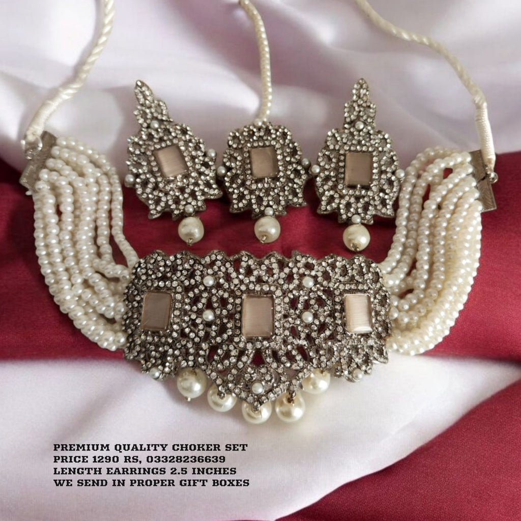 Premium Quality choker set