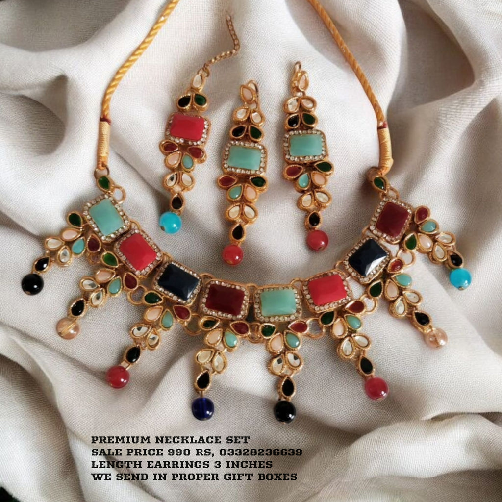 Gorgeous Necklace set