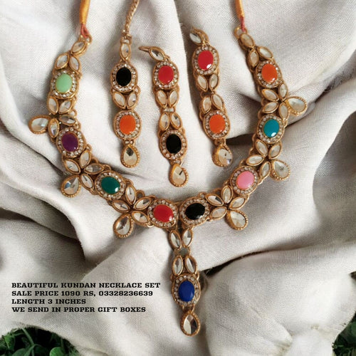Beautiful Kundan Necklace set