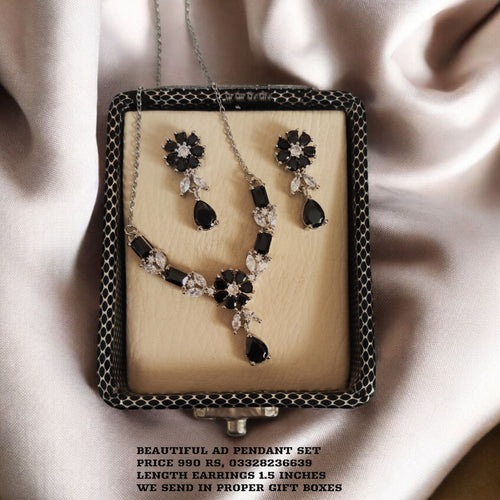 Gorgeous AD Pendant set