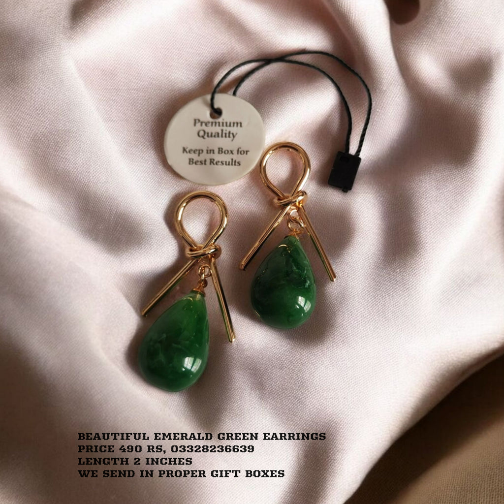 Beautiful Emerald green Earrings