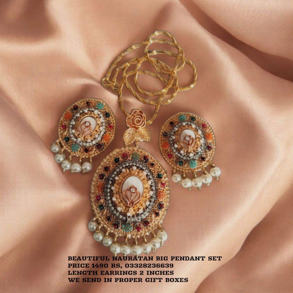 Premium Nauratan big Pendant set