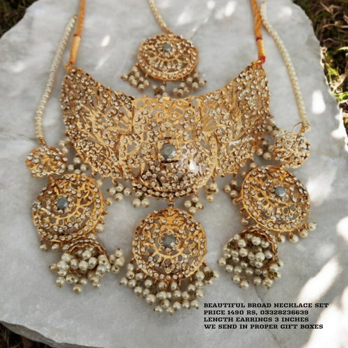 Gorgeous Lightweight Necklace set