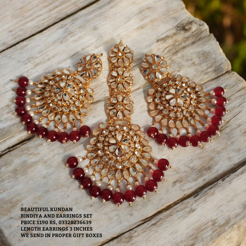 Earrings and Bindiya set