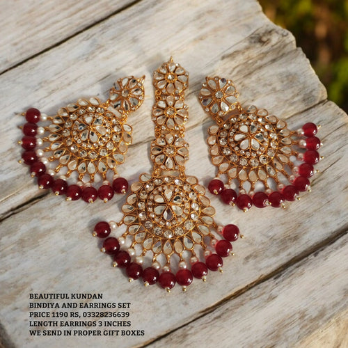 Earrings and Bindiya set