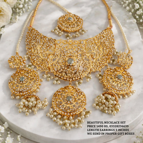 Gorgeous Lightweight Necklace set