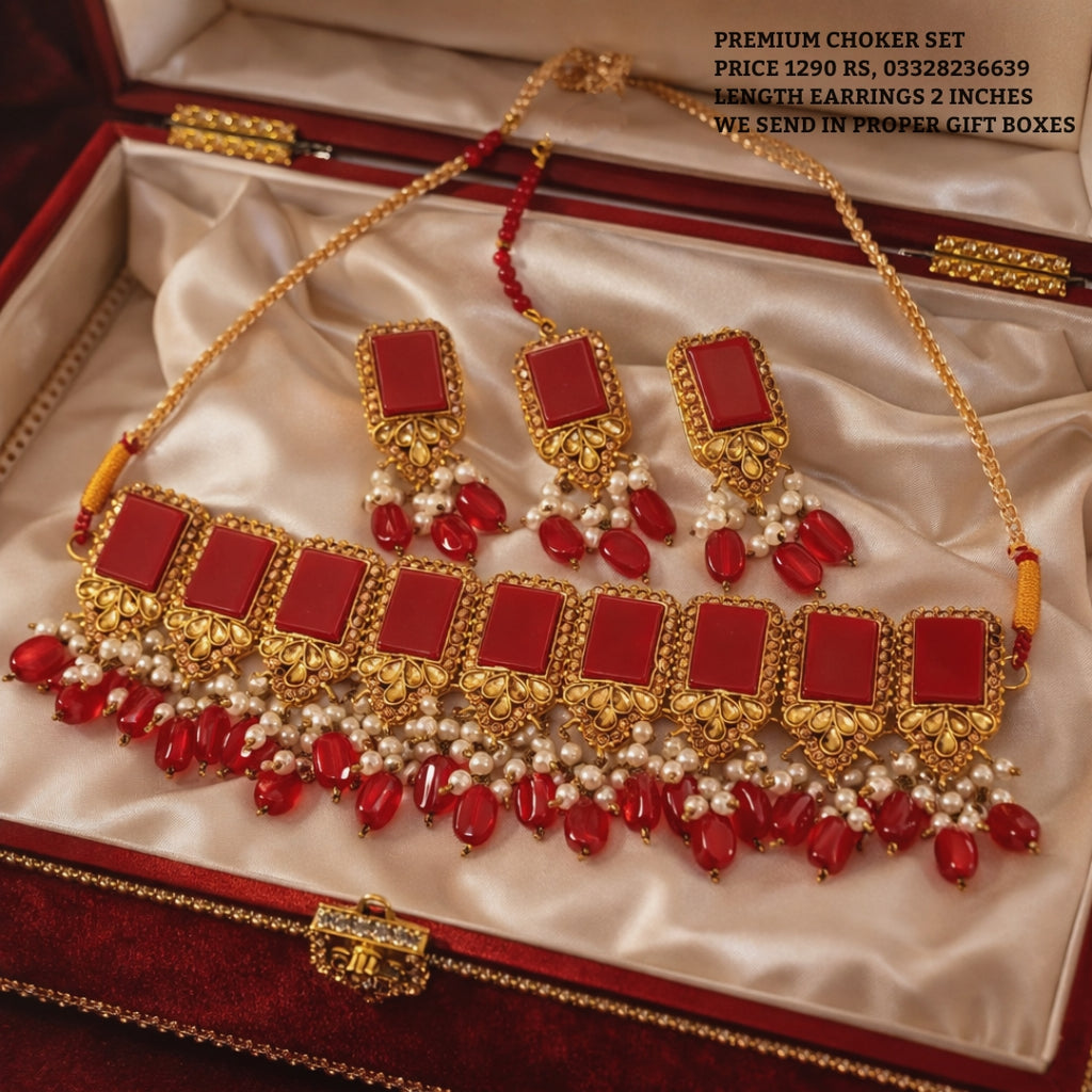 Premium choker set