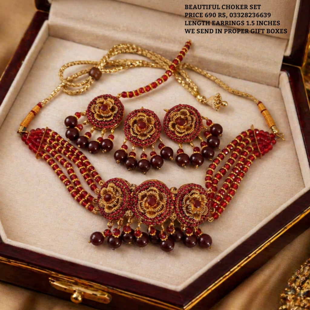 Beautiful choker set