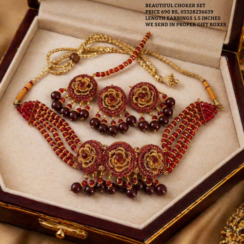 Beautiful choker set