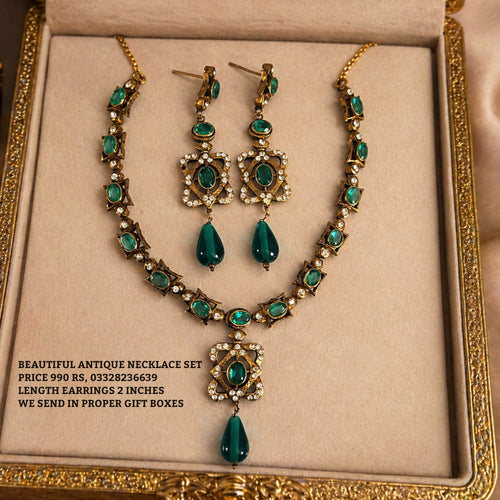 Beautiful Antique Necklace set