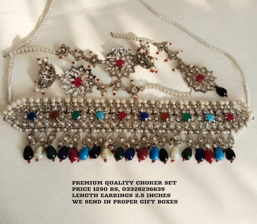 Gorgeous Choker set