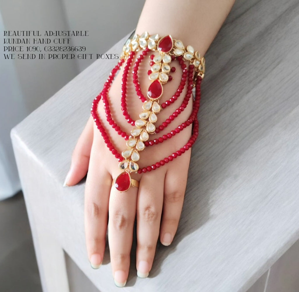 Beautiful Adjustable Hand Cuff