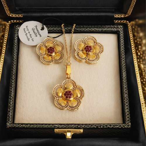 Gold plated gorgeous set with gold plated chain