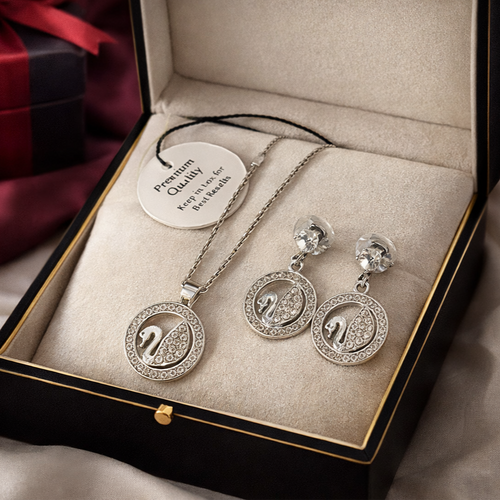 Beautiful Pendant set