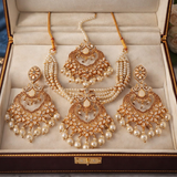 Premium choker set