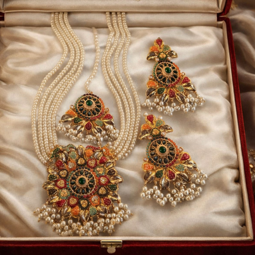 Gorgeous Nauratan Maala set