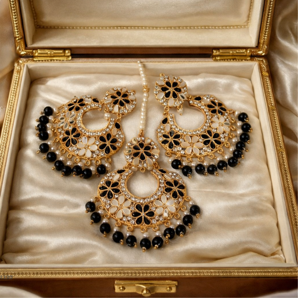 Beautiful Bindiya and Earrings