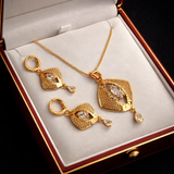 Gold plated Pendant set with gold plated chain