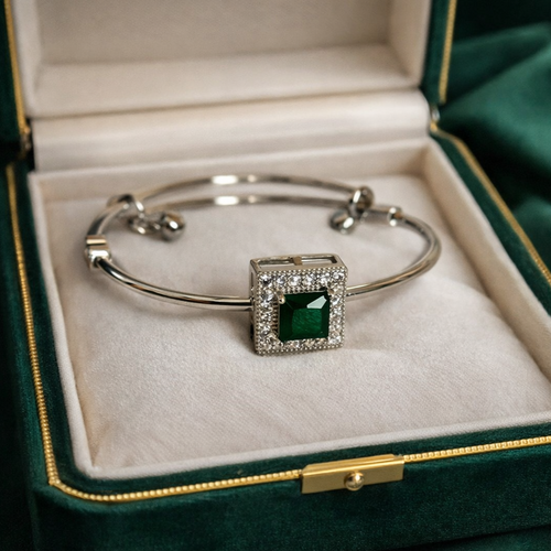 Premium, Stainless steel, openable bracelet