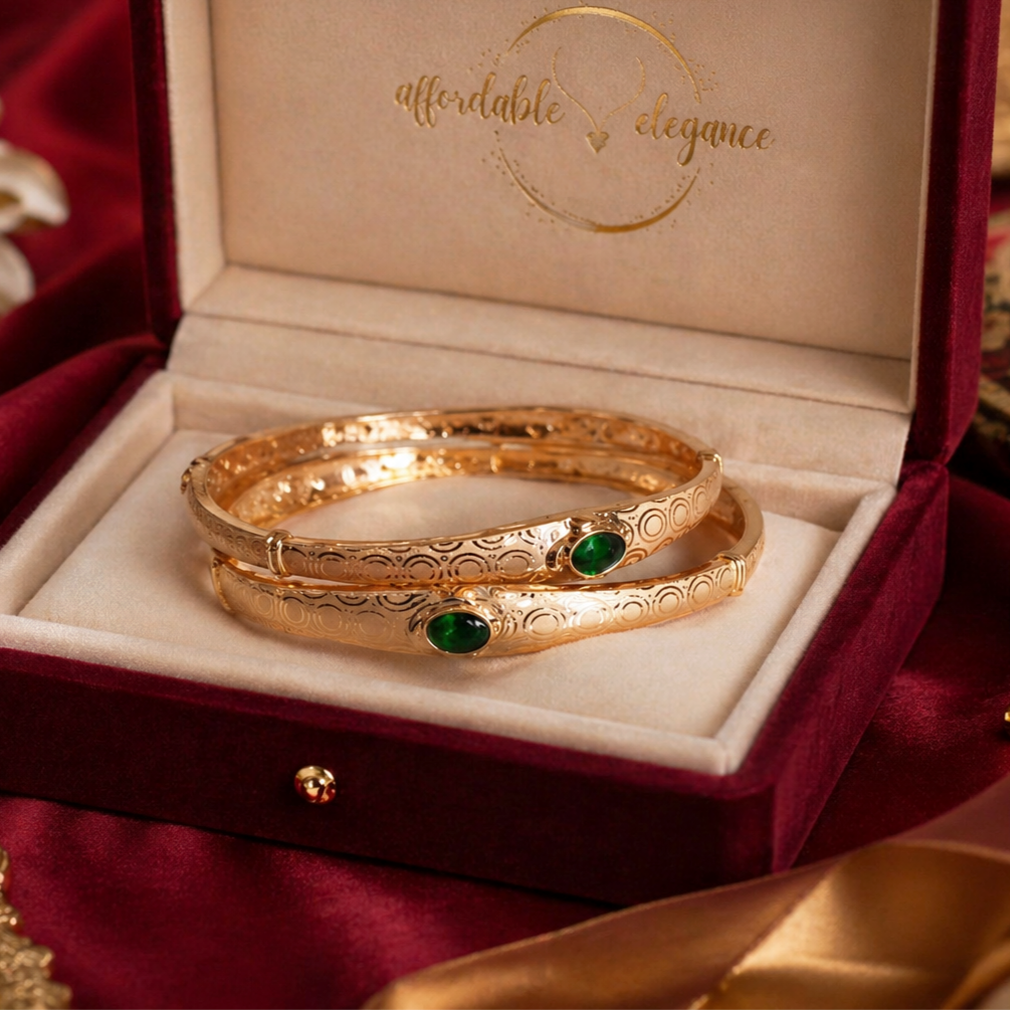 China Gold plated beautiful Kara set