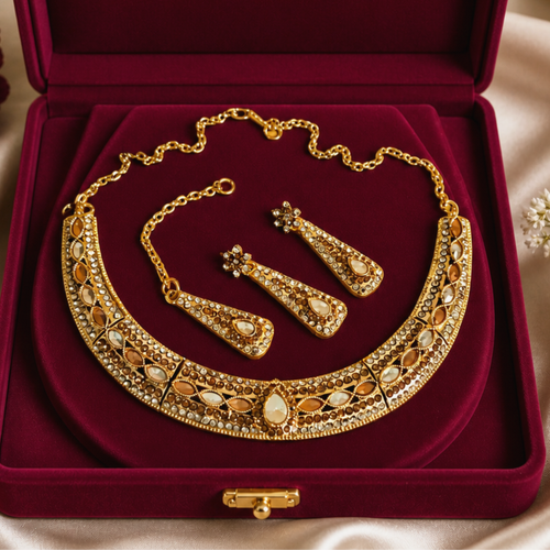 Beautiful Crystals Necklace set