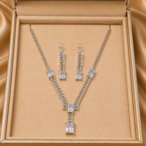 Beautiful Zirconia Small set