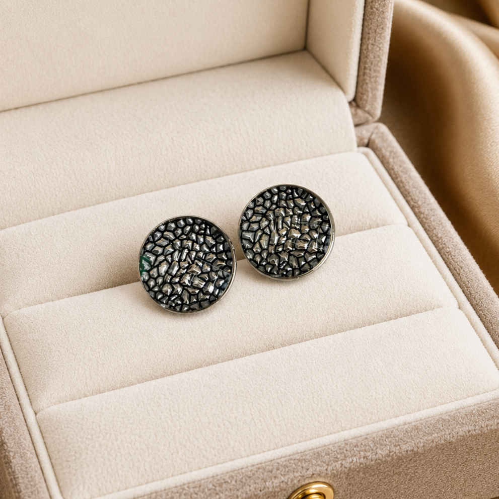 Fine oxidized Earrings