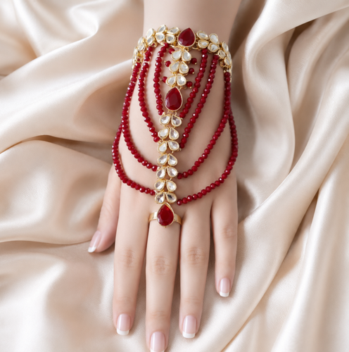 Beautiful adjustable Hand cuff