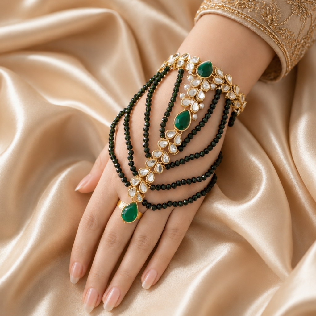 Beautiful adjustable Hand cuff