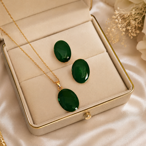 Beautiful Pendant set