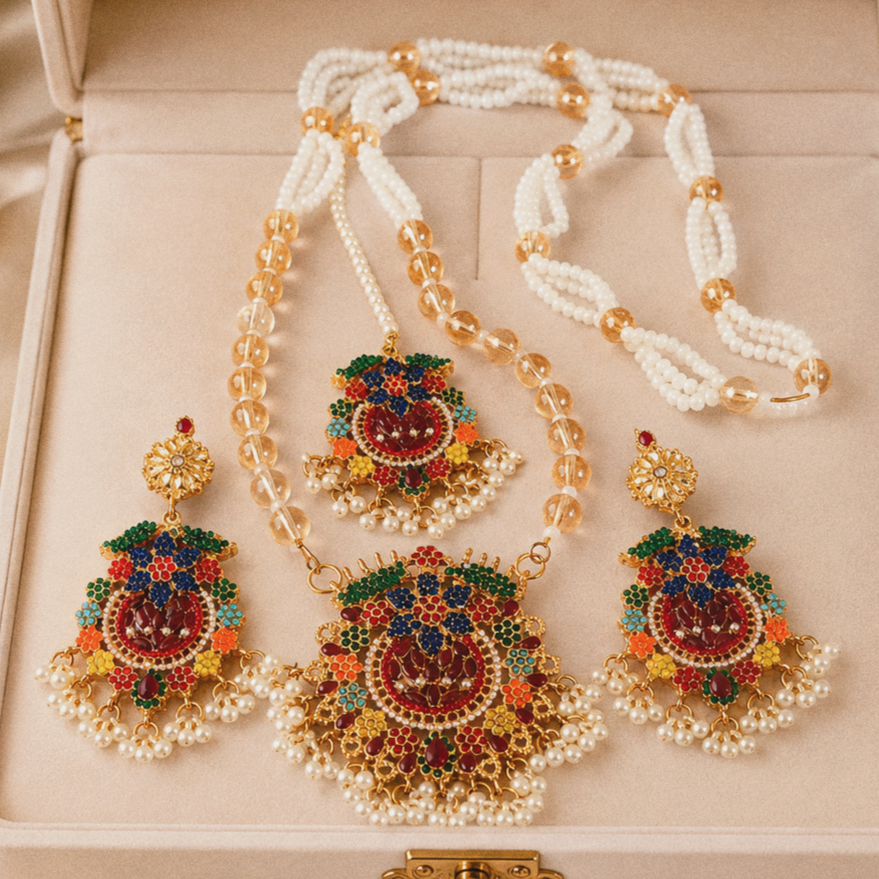 Gorgeous Nauratan maala set