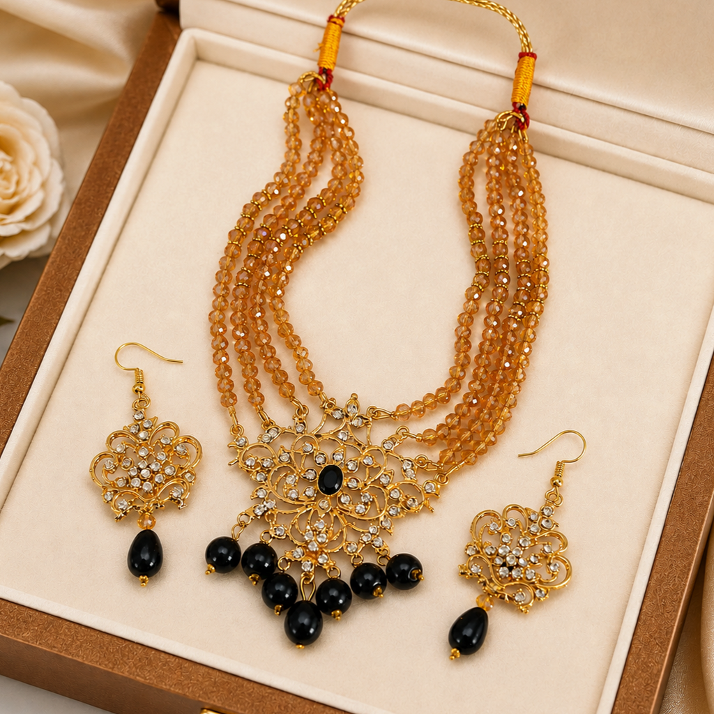 Beautiful Short Maala set