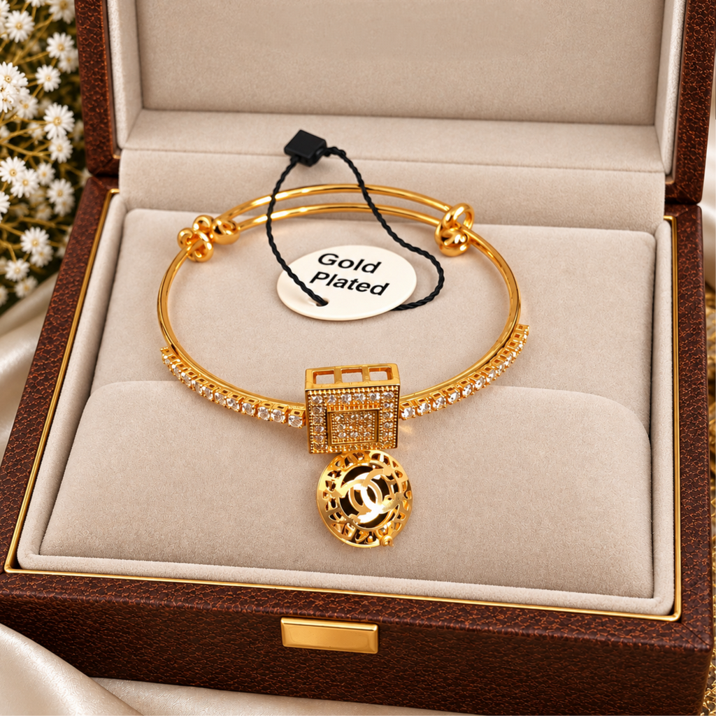 Gold plated adjustable Bracelet