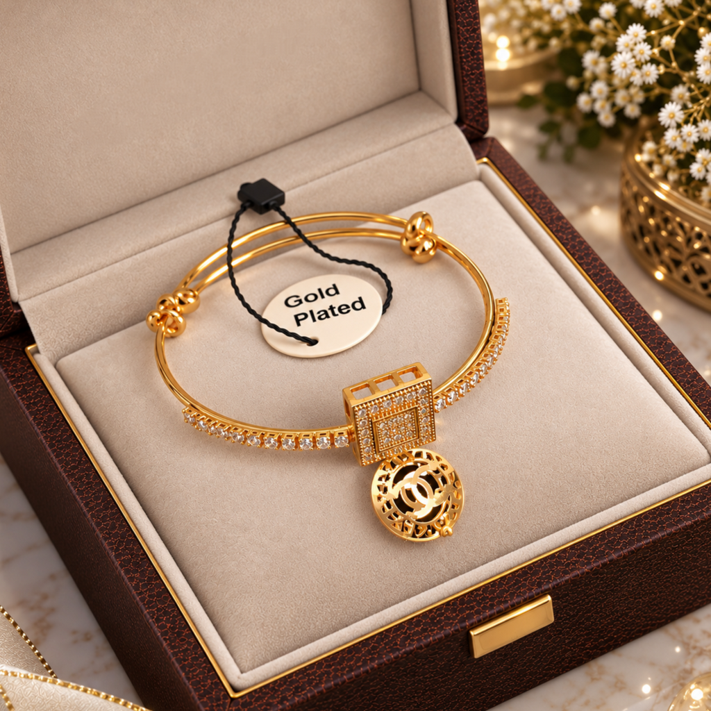 Gold plated adjustable Bracelet