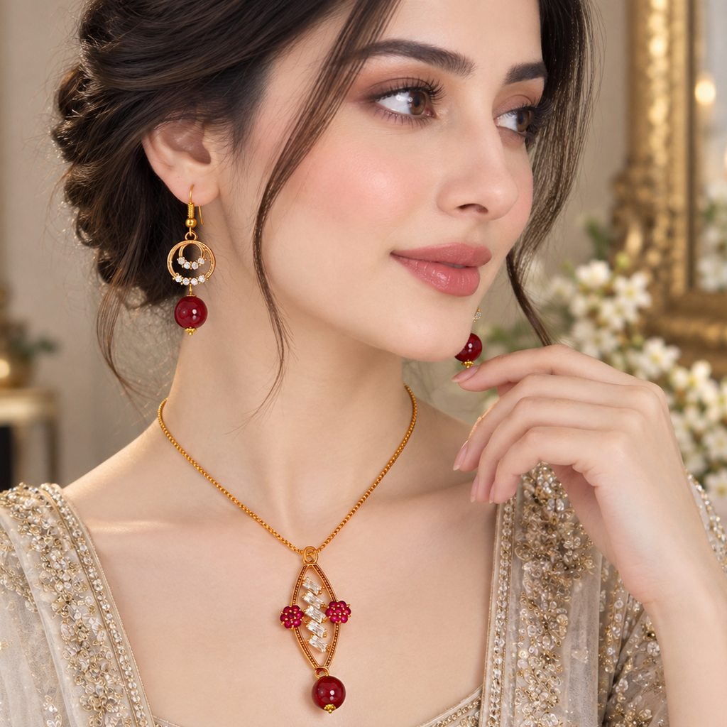Gold plated beautiful pendant set